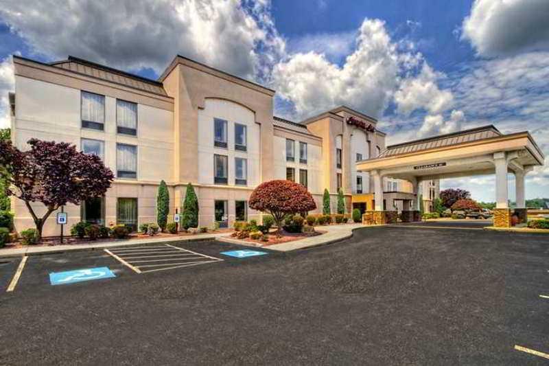 Hampton Inn Greensburg Exterior foto